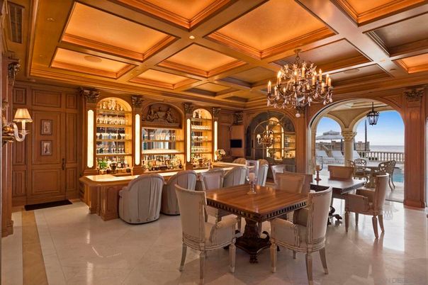 Chandelier, Dining room, Interior