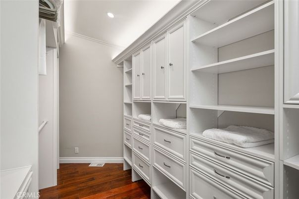 Interior, Recessed Lighting, Walk-in Closets, Wood Texture Flooring