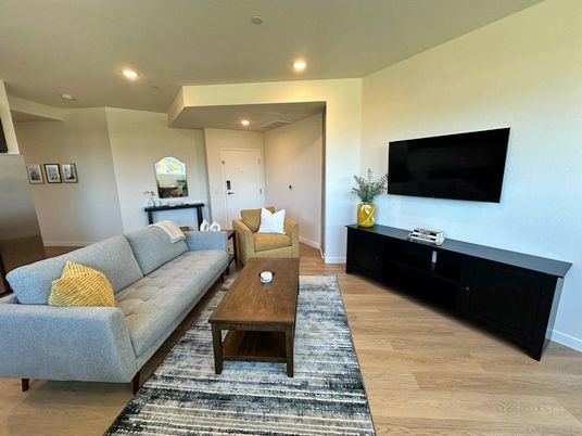 Interior, Living room, Recessed Lighting, Wood Texture Flooring
