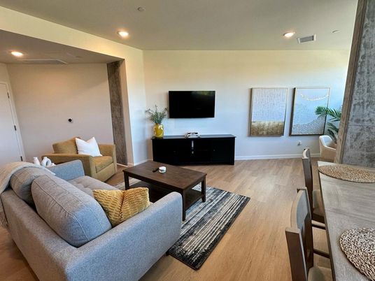 Interior, Living room, Recessed Lighting, Wood Texture Flooring