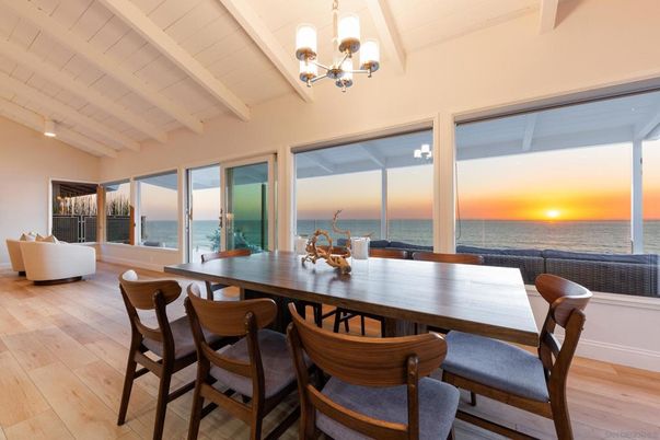 Chandelier, Dining room, Interior, Living room, Water, Wood Texture Flooring