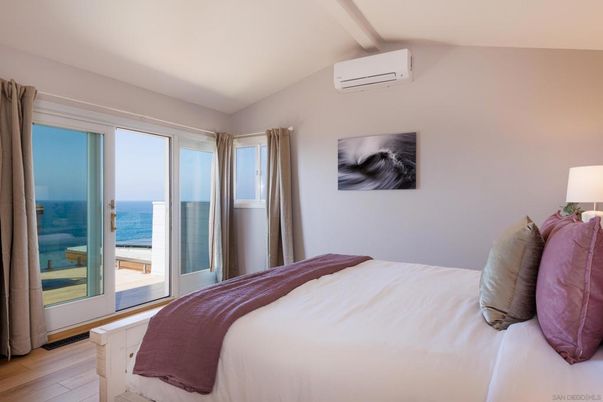 Bedroom, Interior, Water, Wood Texture Flooring
