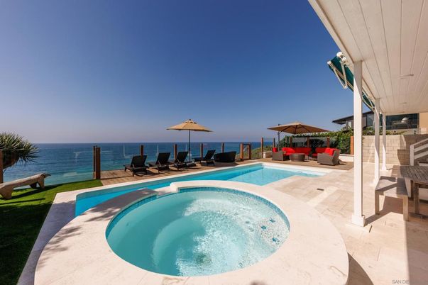 Exterior, Pool, Water