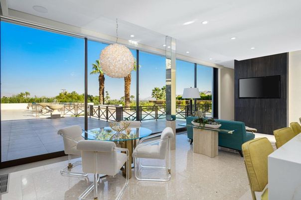 Dining room, Interior, Living room, Pendant Lights, Recessed Lighting