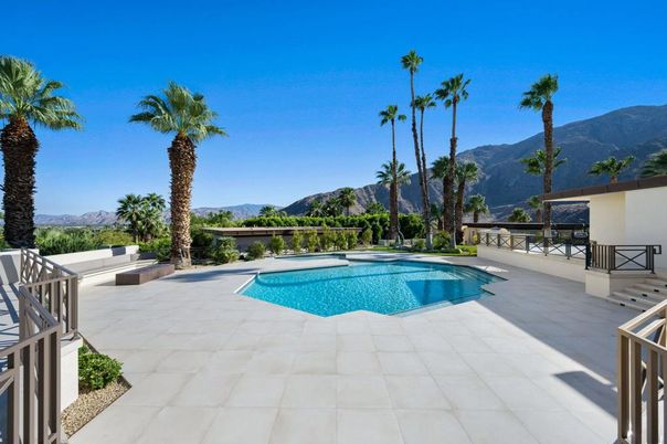 Exterior, Pool, Other