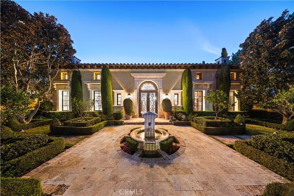 Backyard, Exterior, Facade, Mediterranean