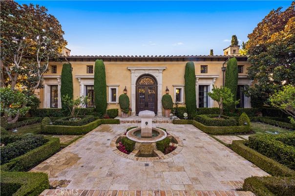 Backyard, Exterior, Facade, Mediterranean