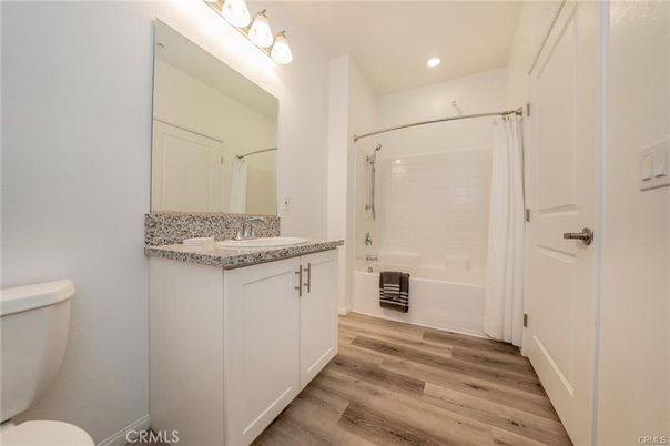 Bathroom, Interior, Recessed Lighting, Wood Texture Flooring
