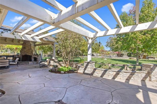 Exterior, Fireplace