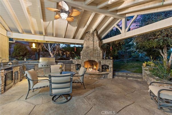 Exterior, Fireplace