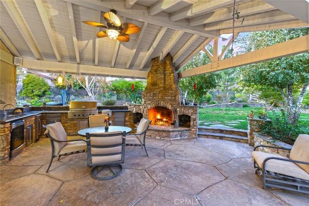Exterior, Fireplace