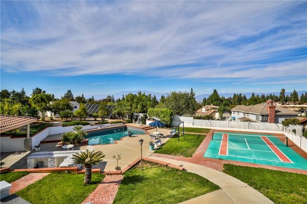 Exterior, Pool, Tennis Courts