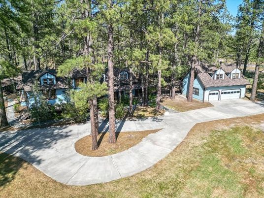 Backyard, Detached Garage, Exterior