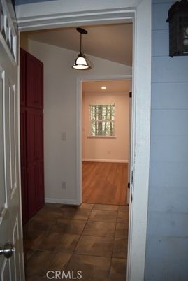 Interior, Pendant Lights, Recessed Lighting, Wood Texture Flooring