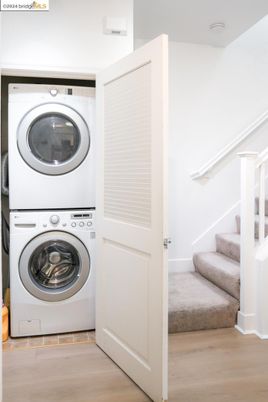 Interior, Utility Closets, Washer, Wood Texture Flooring