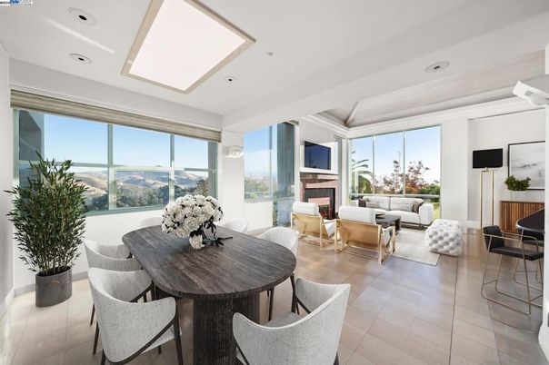 Dining room, Interior, Living room, Recessed Lighting