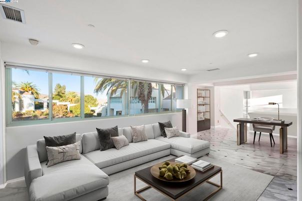 Dining room, Interior, Living room, Recessed Lighting