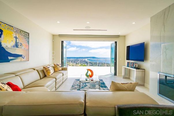 Interior, Living room, Recessed Lighting, Water
