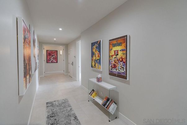 Interior, Recessed Lighting