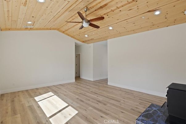 Empty room, Interior, Recessed Lighting, Wooden Ceilings, Wood Texture Flooring