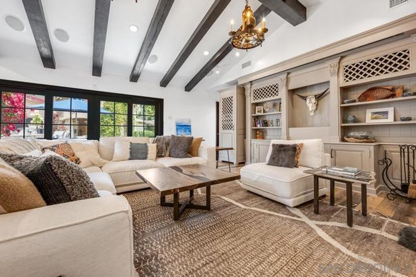 Chandelier, Interior, Living room, Recessed Lighting, Wooden Beams, Wood Texture Flooring