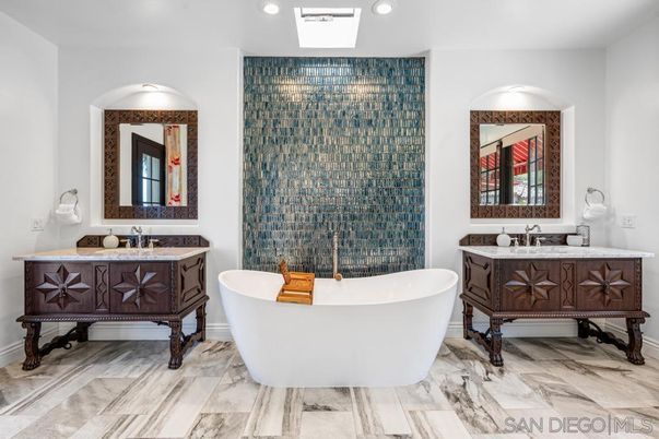 Bathroom, Dual Sink Vanities, Free Standing Baths, Interior, Marble, Recessed Lighting