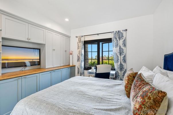 Bedroom, Home Office, Interior, Recessed Lighting