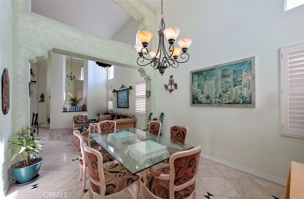 Chandelier, Dining room, Interior