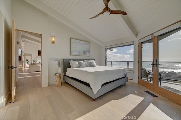 Bedroom, Interior, Water, Wood Texture Flooring