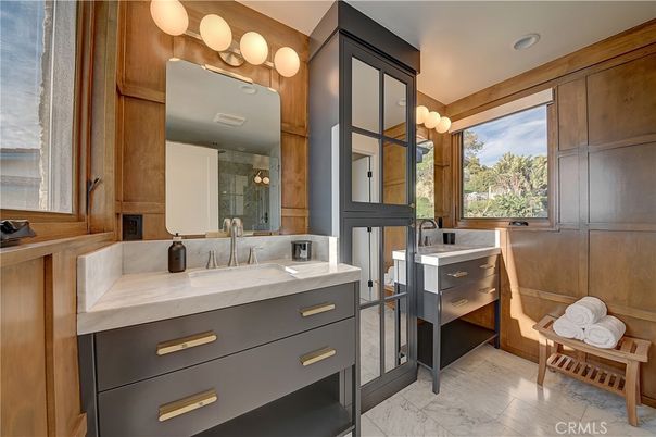 Bathroom, Dual Sink Vanities, Interior, Marble, Recessed Lighting
