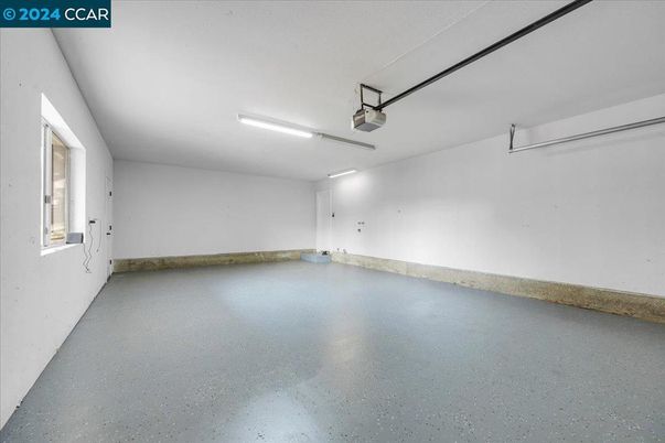 Empty room, Garage, Interior