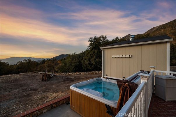 Exterior, Hot Tub