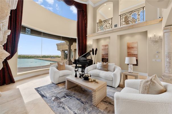 Interior, Living room, Piano, Recessed Lighting, Water
