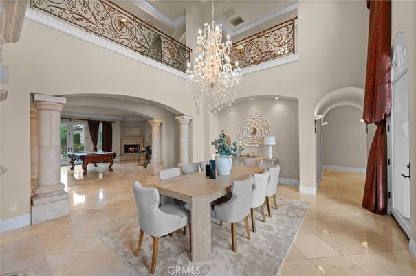 Chandelier, Dining room, Fireplace, Interior, Recessed Lighting