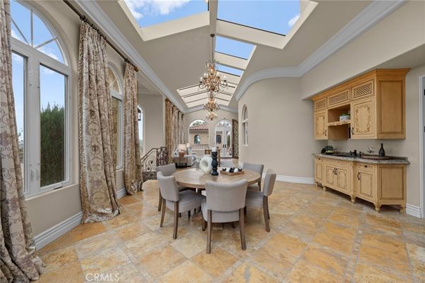Chandelier, Dining room, Interior, Pendant Lights