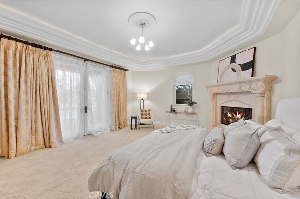 Bedroom, Fireplace, Interior, Pendant Lights, Recessed Lighting