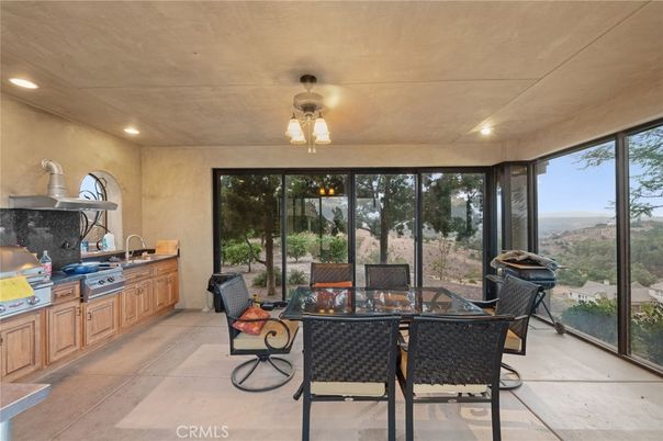Dining room, Interior, Recessed Lighting, Sun Room