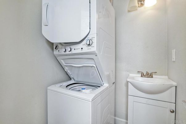 Interior, Utility Closets, Washer