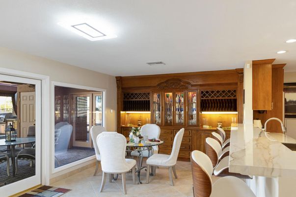 Dining room, Interior, Kitchen, Recessed Lighting