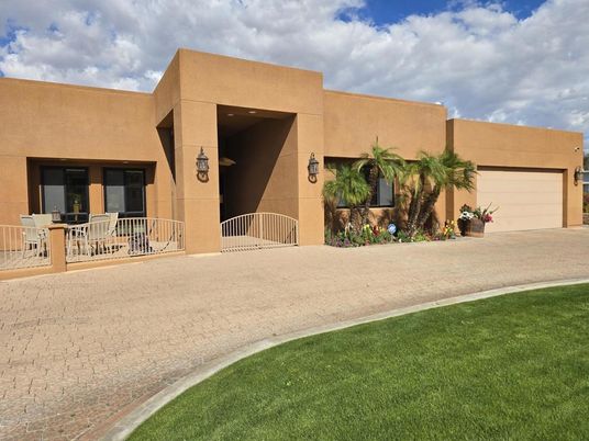 Attached, Backyard, Exterior, Facade, Modern