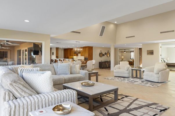Dining room, Interior, Kitchen, Living room, Pendant Lights, Recessed Lighting