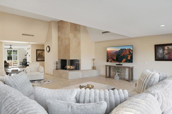 Fireplace, Interior, Living room, Recessed Lighting