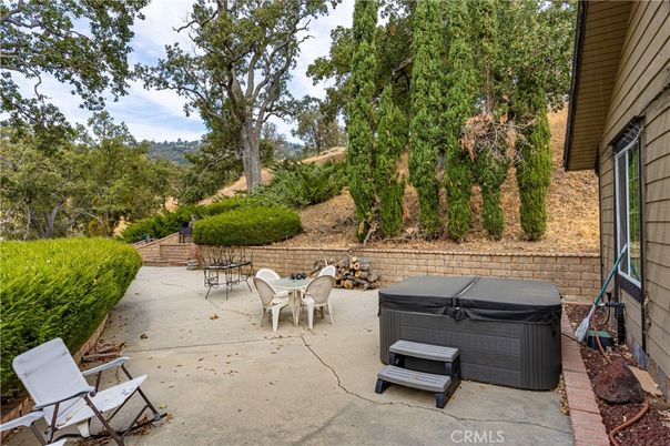 Exterior, Hot Tub