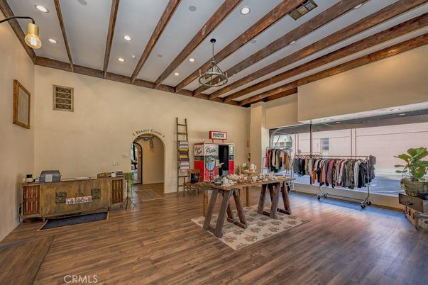 Interior, Pendant Lights, Recessed Lighting, Wooden Beams, Wood Texture Flooring
