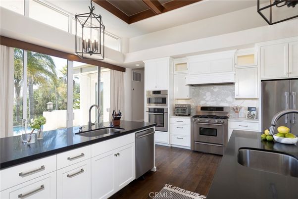 Interior, Kitchen, Pendant Lights, Recessed Lighting, Stainless Steel Appliances, Wooden Beams, Wooden Ceilings, Wood Texture Flooring