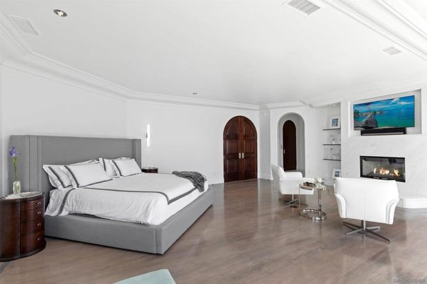 Bedroom, Fireplace, Interior, Recessed Lighting, Wood Texture Flooring