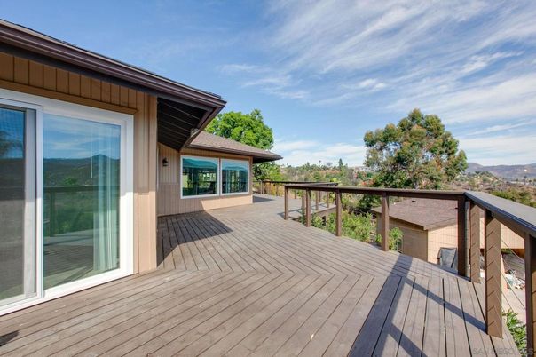 Exterior, Wood Texture Flooring