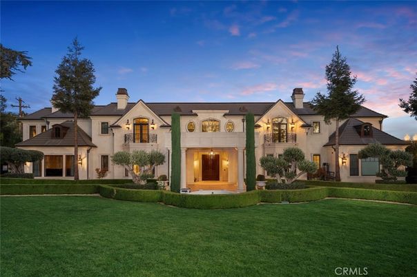 Backyard, Exterior, Facade, French Provincial