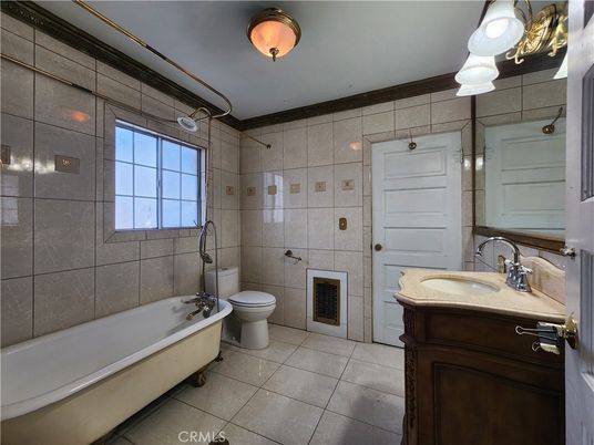 Bathroom, Free Standing Baths, Glass Shower, Interior