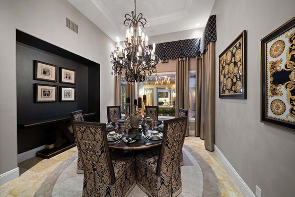 Chandelier, Dining room, Interior